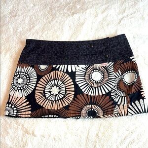Floral Patterned Skirt - Black and Brown